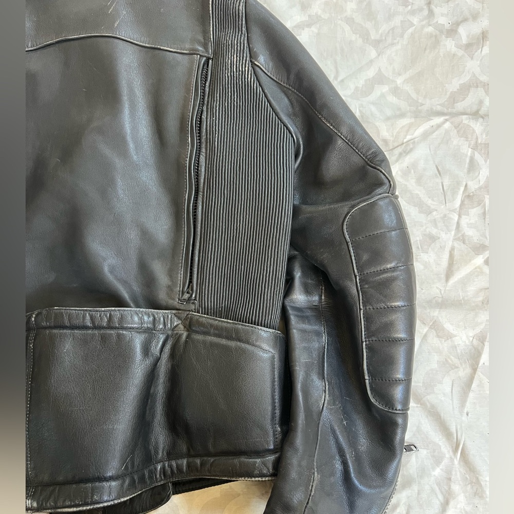 Men's Black Leather Motorcycle Jacket - Picture 3 of 16